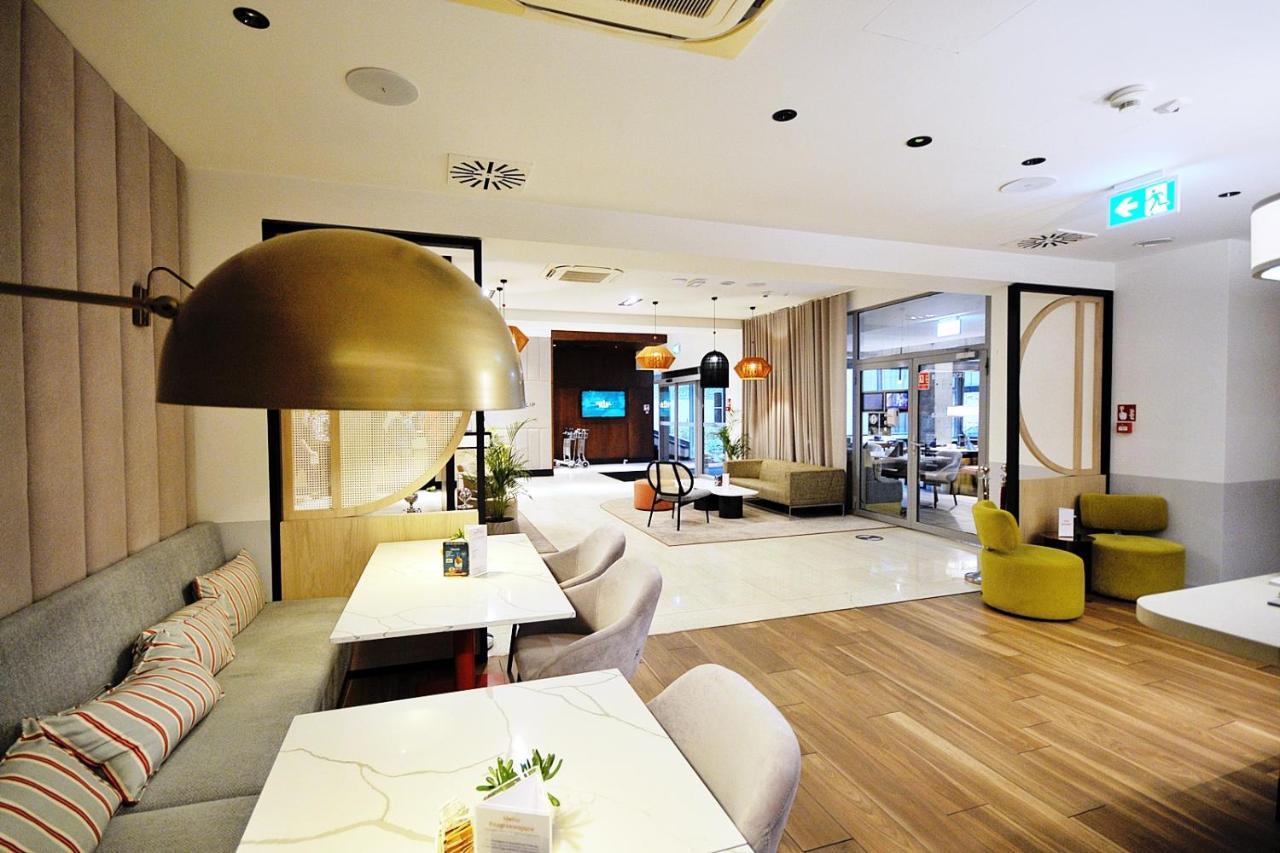 Apartment 423 W Royal Tulip 200 M Plaza Dobruk *