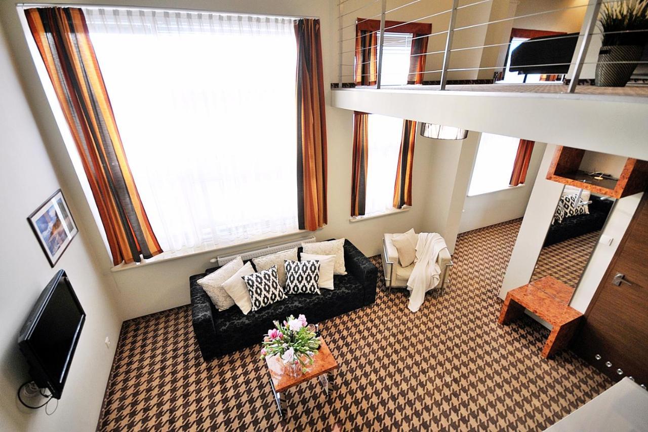 423 W Royal Tulip 200 M Plaza Dobruk *