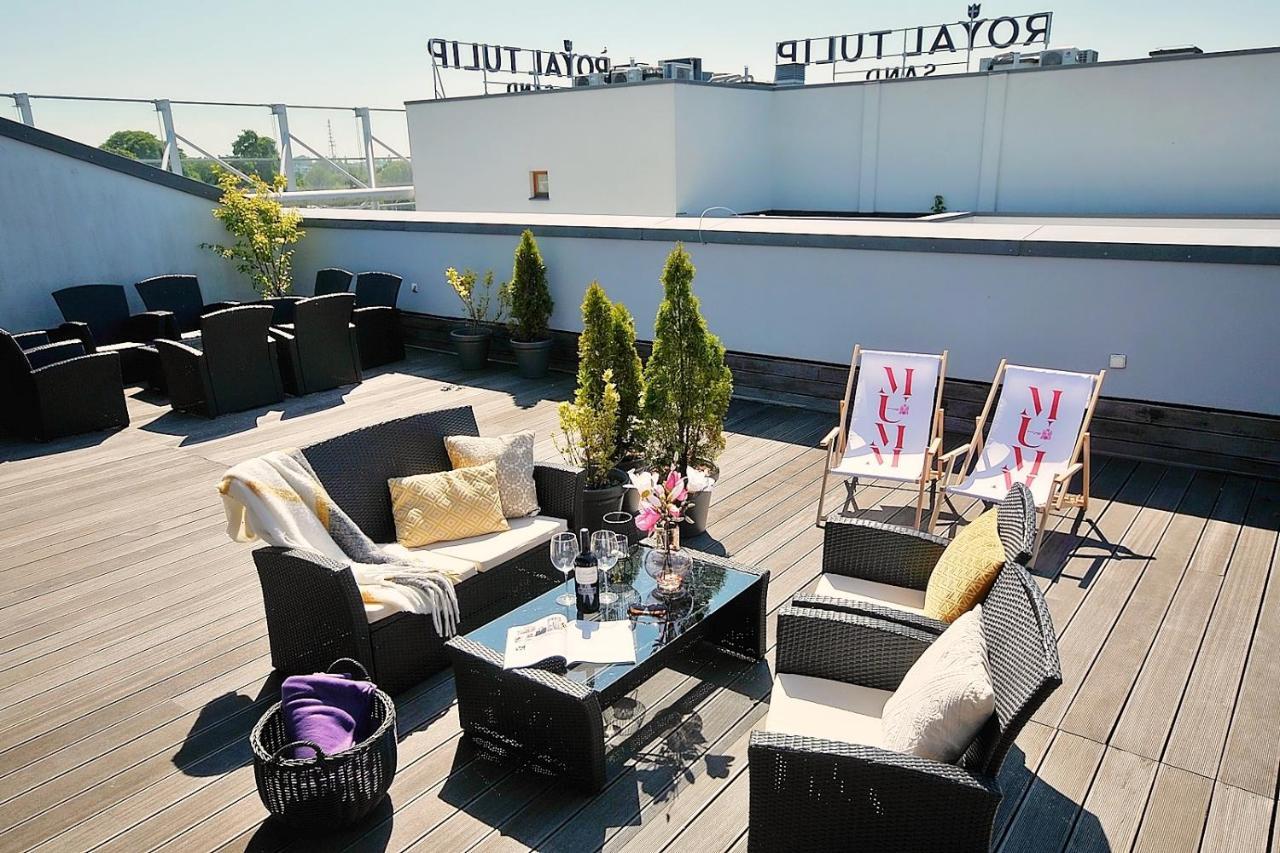 423 W Royal Tulip 200 M Plaza Dobruk Apartment *